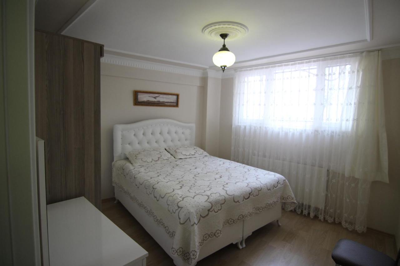 Yilmaz Apart Istanboel Buitenkant foto