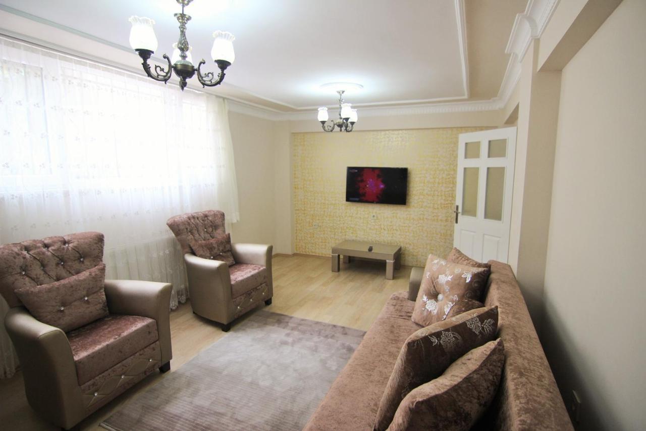 Yilmaz Apart Istanboel Buitenkant foto
