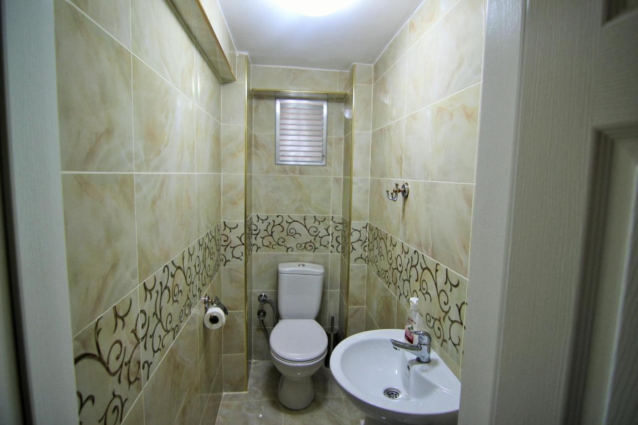Yilmaz Apart Istanboel Buitenkant foto