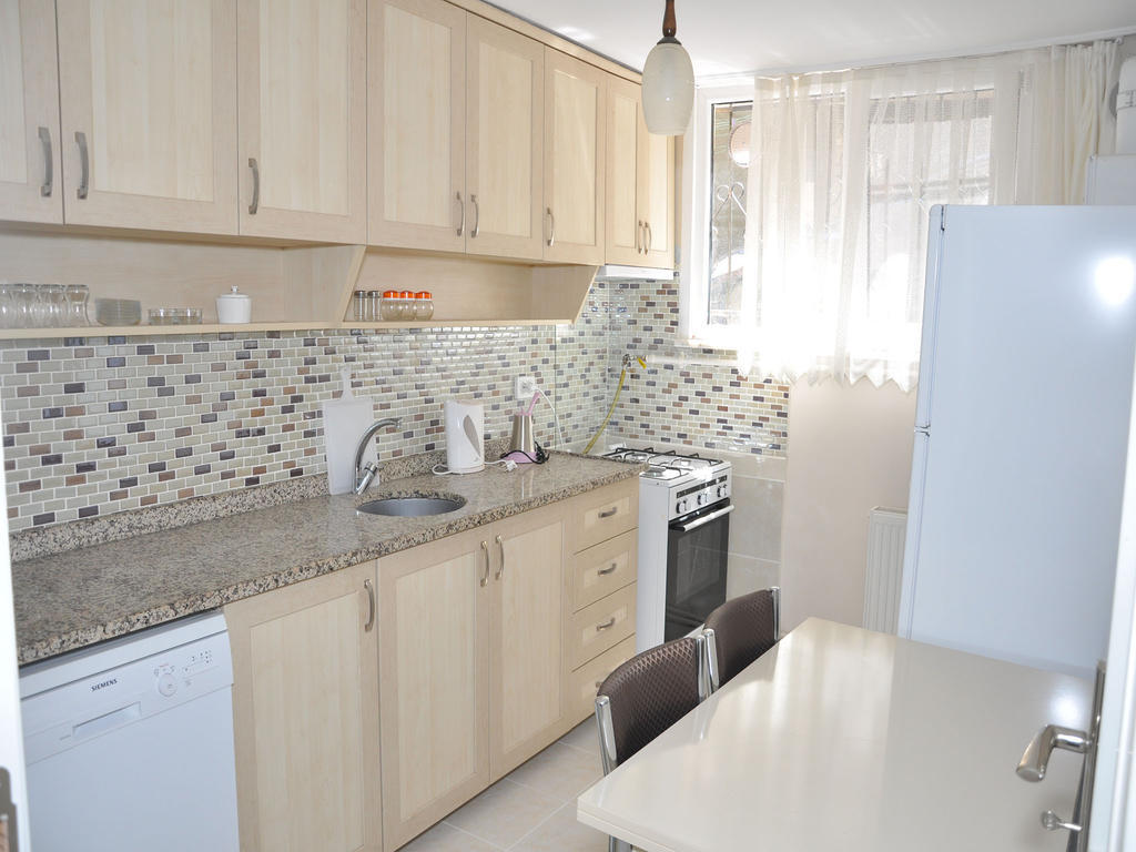 Yilmaz Apart Istanboel Kamer foto