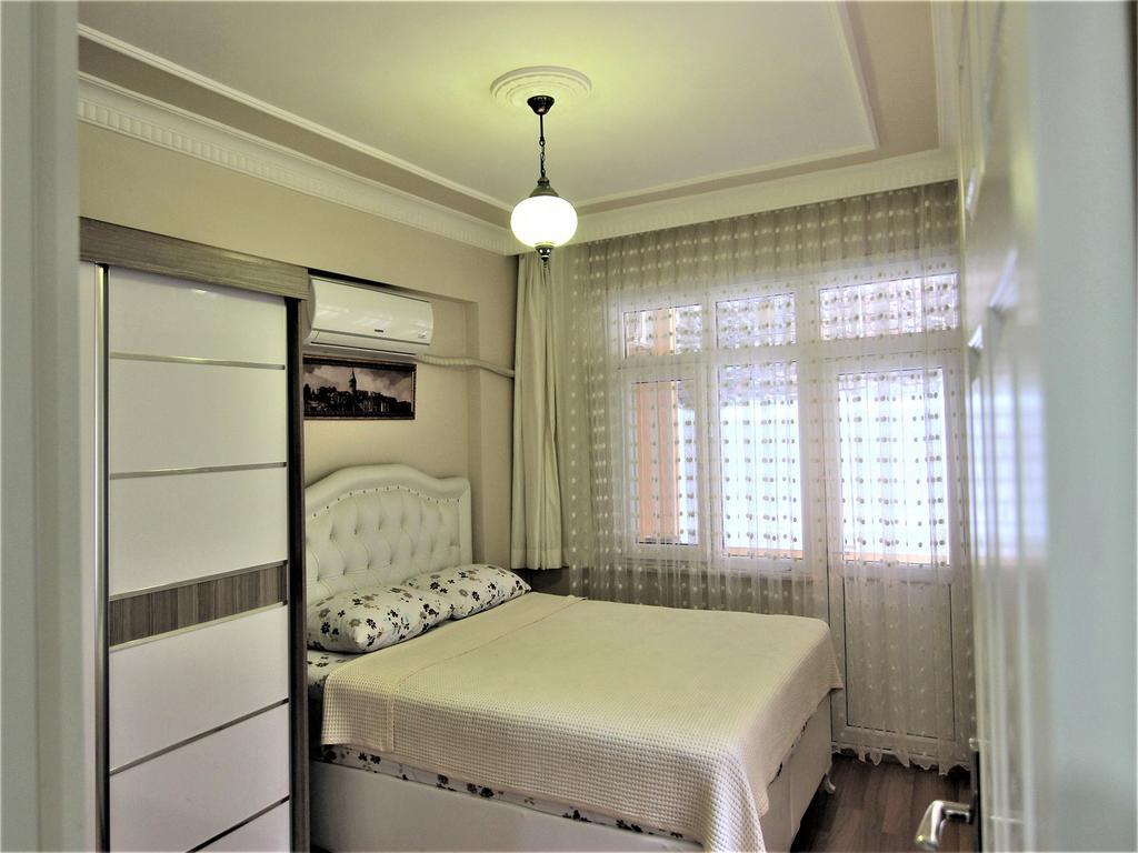 Yilmaz Apart Istanboel Buitenkant foto